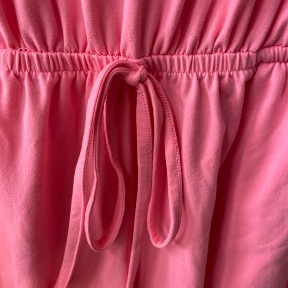 Zenana Size Medium Pink Shorts Romper Pockets Short Sleeve Casual Spring - Picture 3 of 5